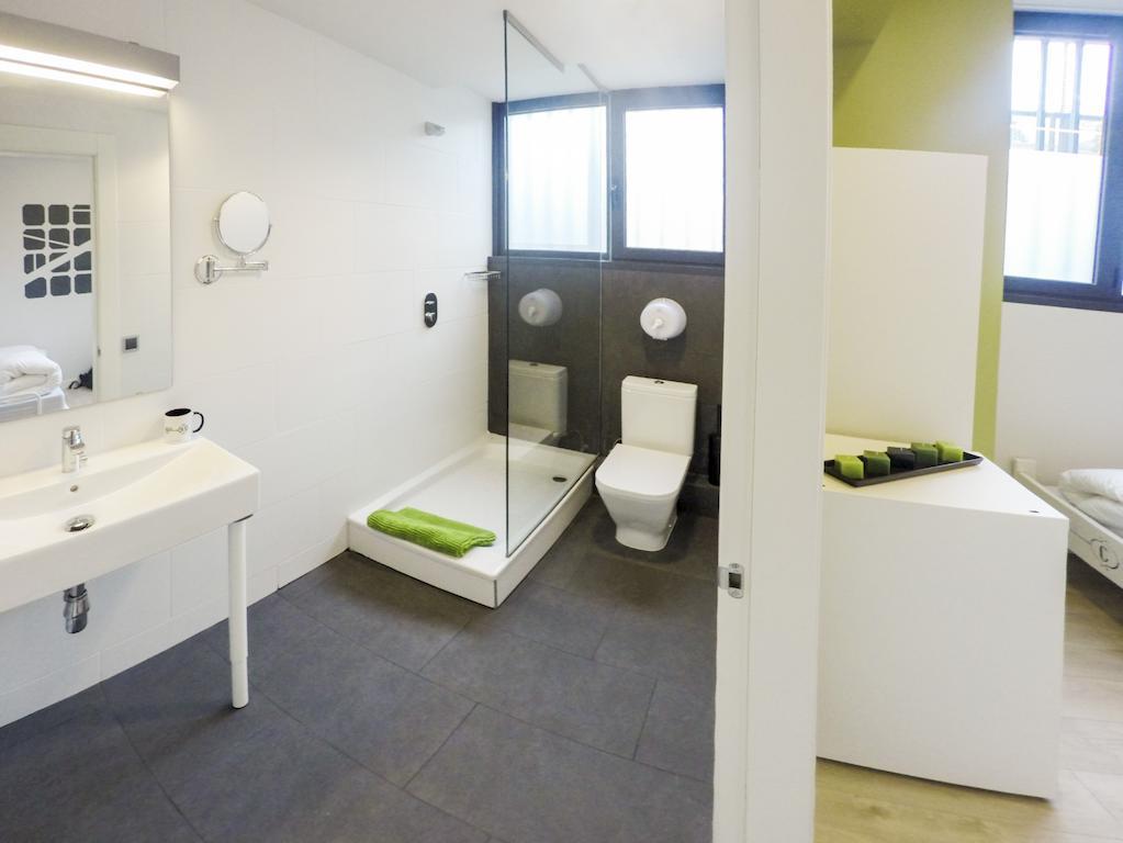 バルセロナ ルーム 018Bcnホステル 部屋 写真